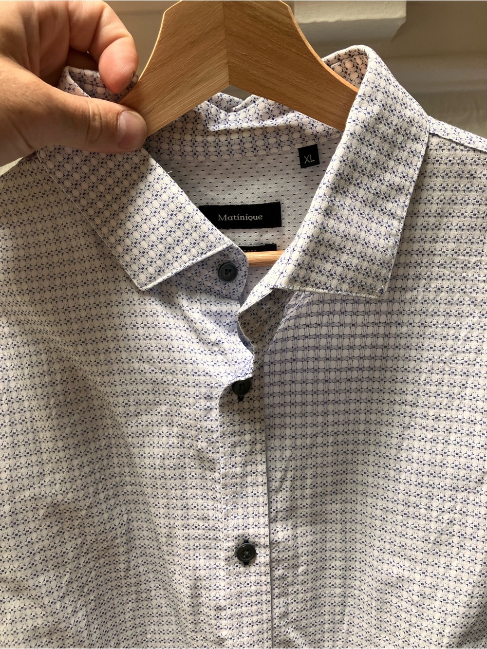 Matinique Men's White Button-Down Shirt with Blue Micro Pattern